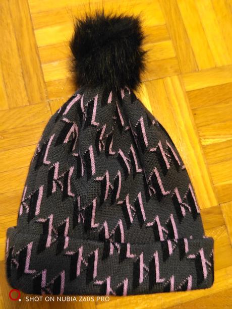 Karl lagerfeld originál luxusná dámská čiapka, 