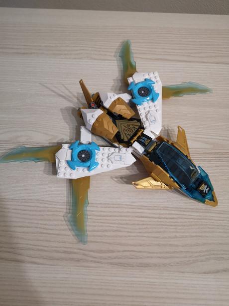 Lego ninjago 71770 zaneova zlatá dračia stíhačka,
