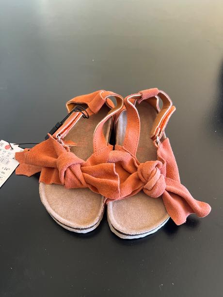 Sandalky s uzlom, reserved,29