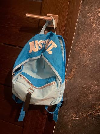 Nike ruksacik, nike