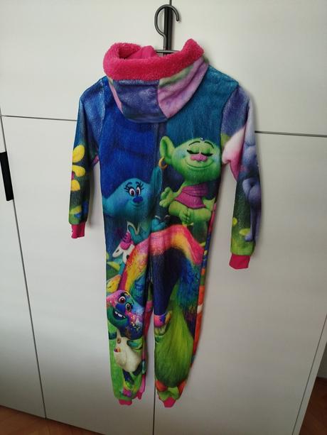 Hunaty overal troll, 122