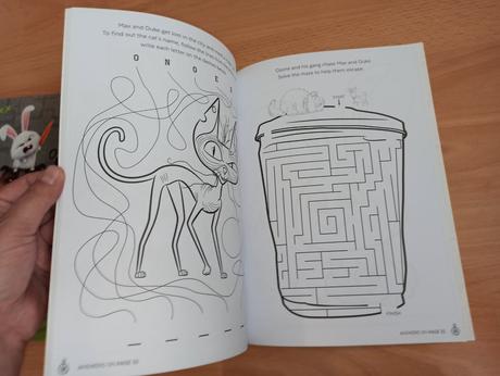 The secret life of pets activity sticker colouring, 