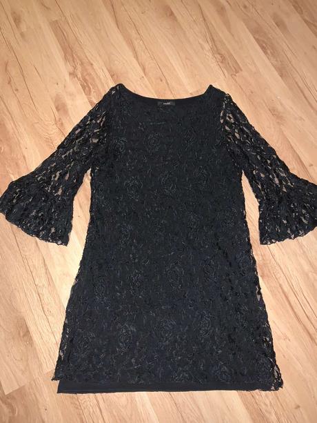 Čipkované šaty facit, m