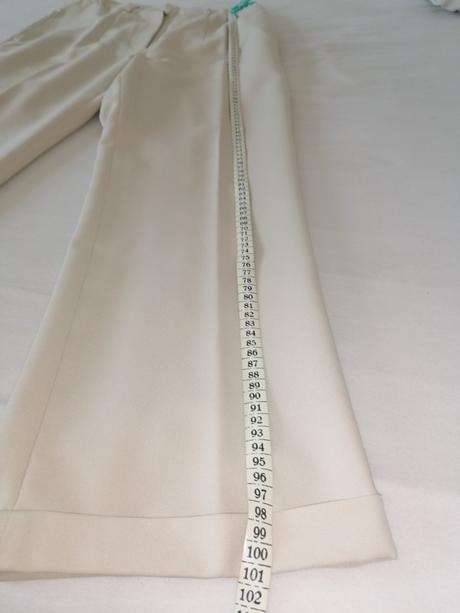 Decentný spoločenský kostým, m