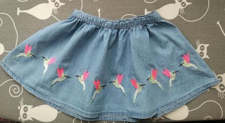 Dievčenská sukňa, 92