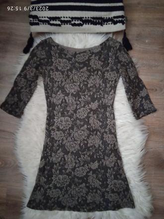 Svetríkové šaty, m