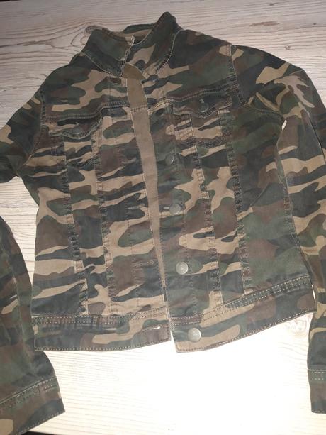 Rifľová maskáčová bunda, xs