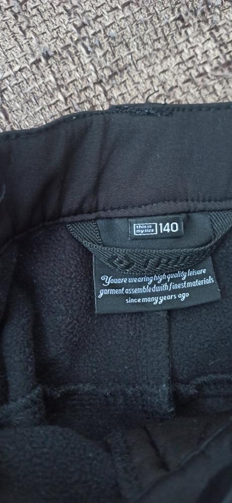 Softschelove nohavice, 140