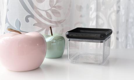 Štvorcová dóza s tesniacim ozáverom,