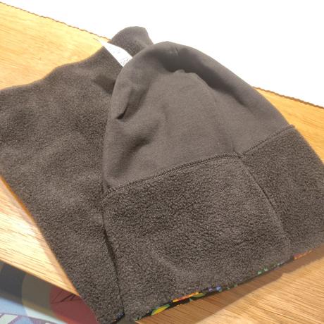 Čiapka a nákrčník, 92