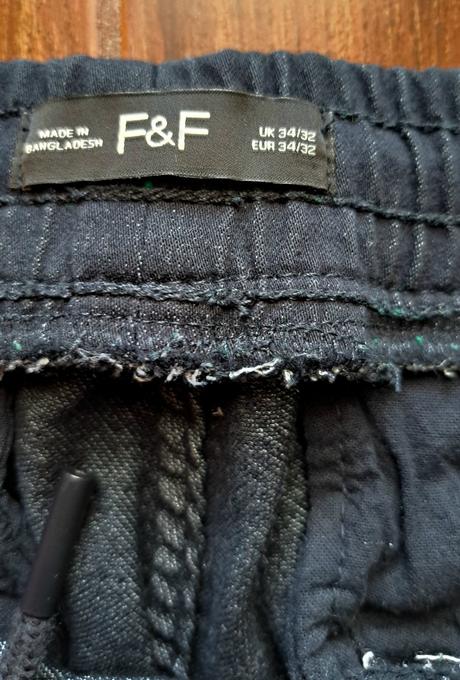 Raz oblečené kvalitné elastické rifle, f&f,34