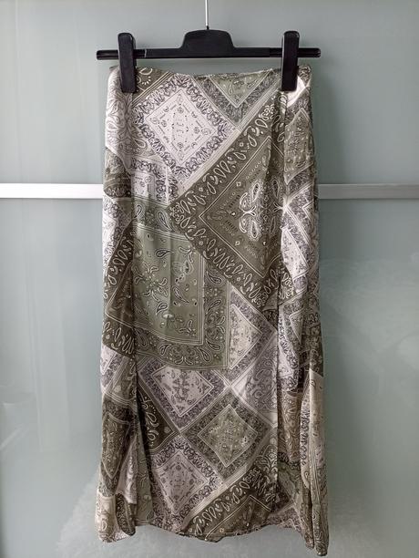 Sukňa stradivarius,xs, stradivarius,xs