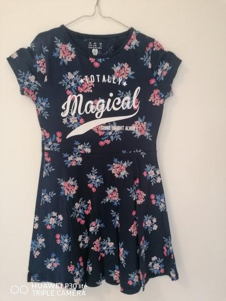 Letné šaty s nápisom pre 9_10r nenosené, f&f,140