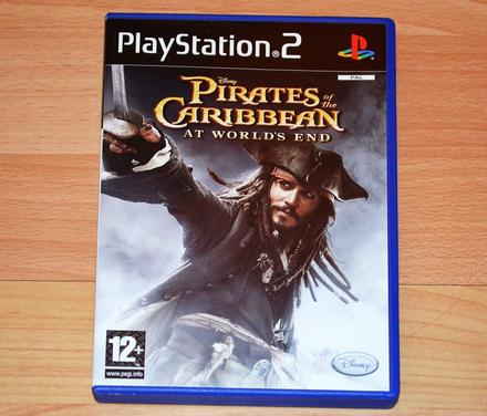 Hra ps2 - pirates of the caribbean,