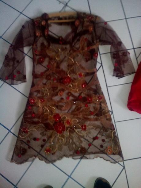 Saty prilezitostne, s