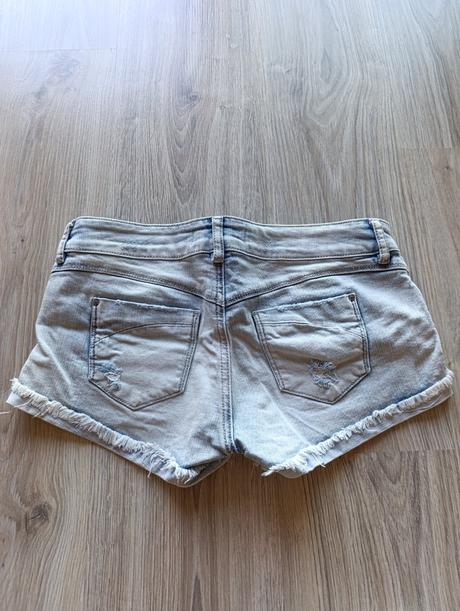 Dámske kraťasy bledomodré, tally weijl,38