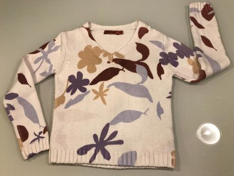 Kvalitný pulóvrik zn. missoni, 104