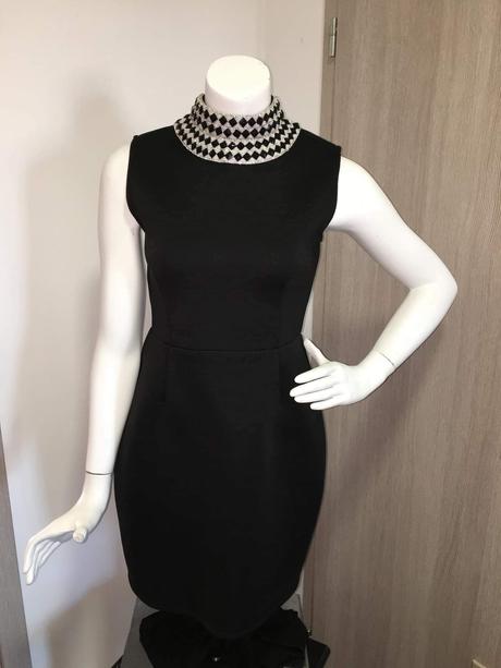 Elegantné šaty, 38