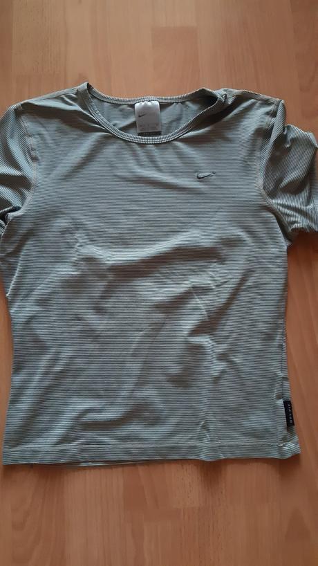 Mix rôznych druhov triciek 140/146, next,140