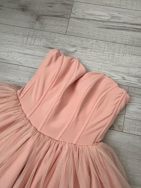 Krátke spoločenské šaty, s