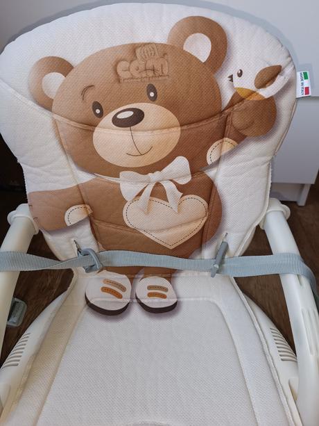 Prenosná jedálenská stolička, cam