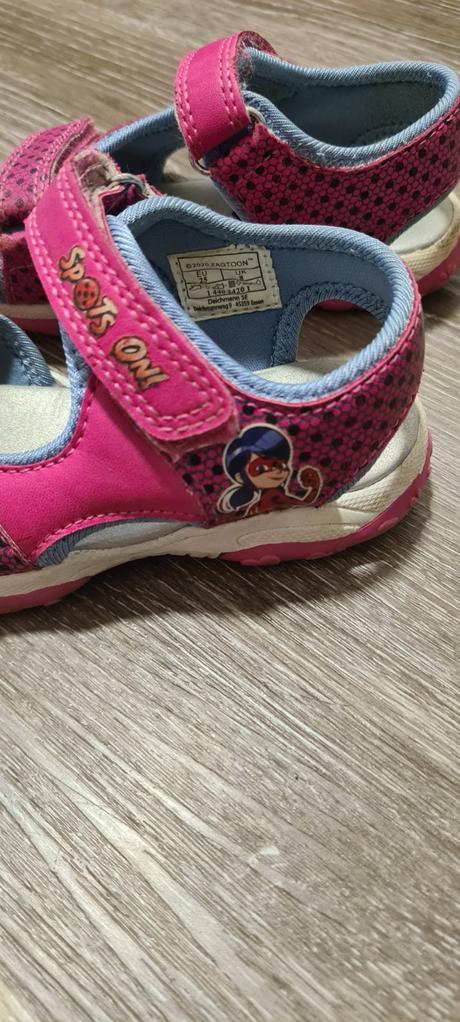 Predám detské sandálky, deichmann,25
