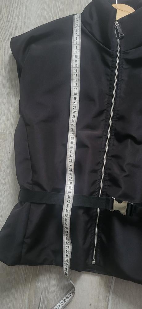 Čierna vesta sugarfree, m