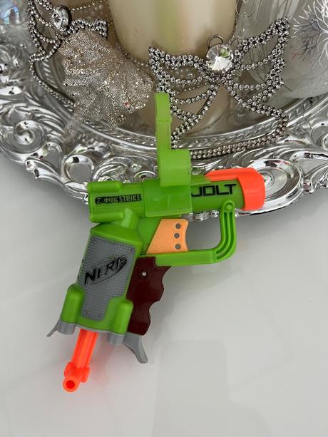 Nerf zombie strike, 