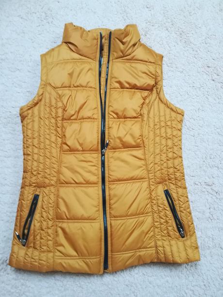 Teplá vesta, c&a,42