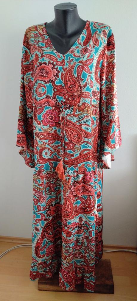 Boho maxi šaty s paisley vzorom, 48