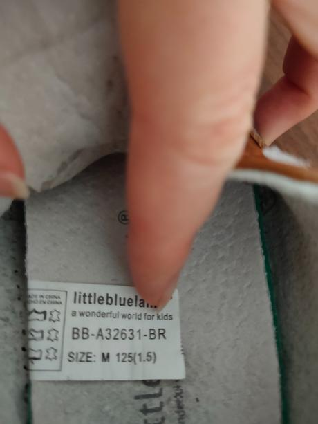 Prvé capačky, little blue lamb,18