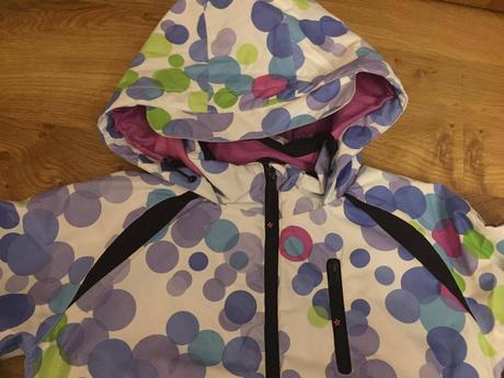 Vetrovka, reserved,140