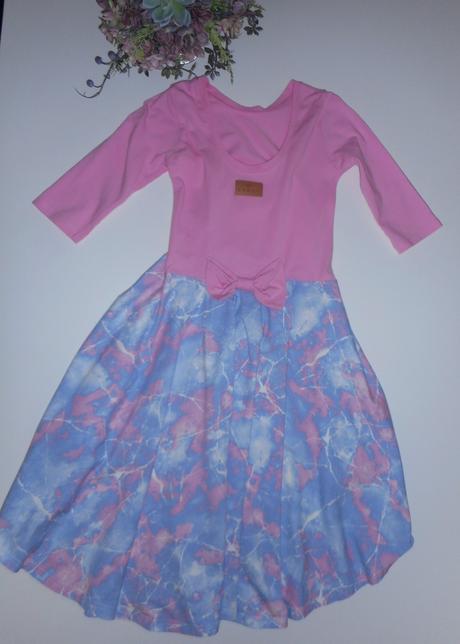 Zuppa točivé šaty v.146/152, 146