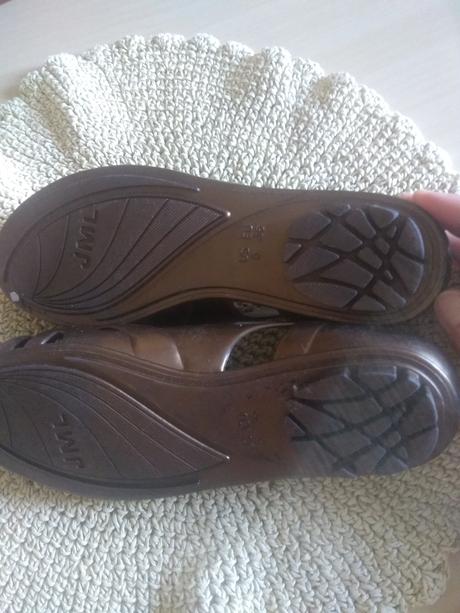 Gumene poltopanky, 36