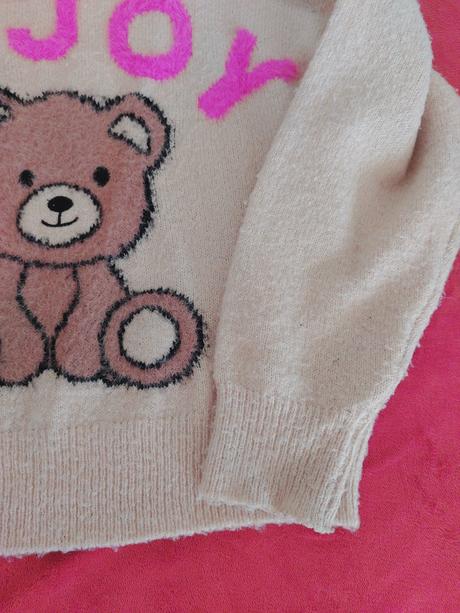 Sveter, reserved,140