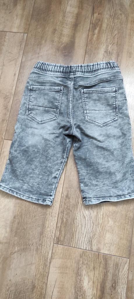 Elastické kraťasy, f&f,146