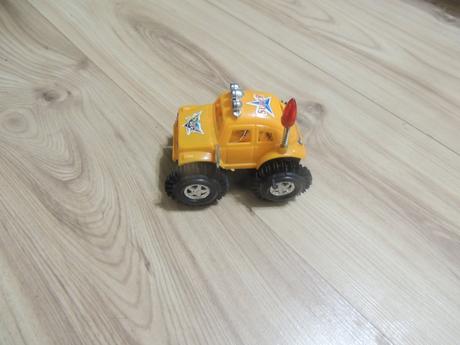 Autíčko super racer s majákom, 
