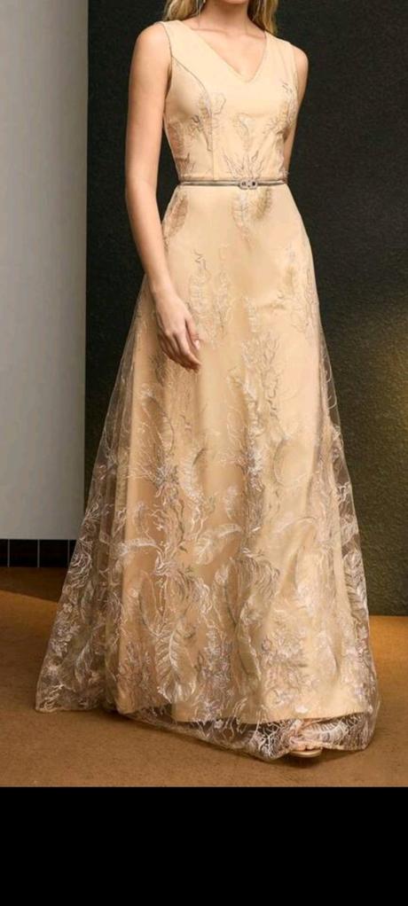 Spoločenské šaty, 38