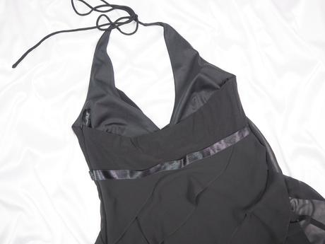 Kvalitné čierne elegantné šaty swing, 38