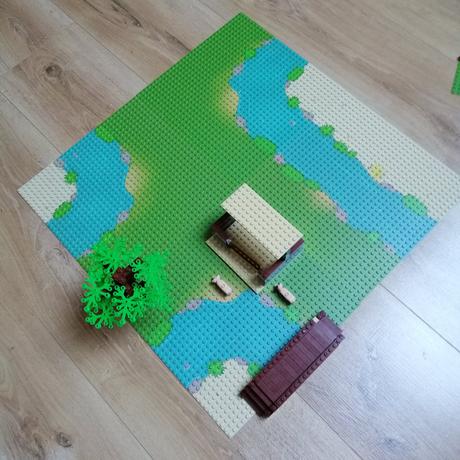 Blok pevnina a rieka,