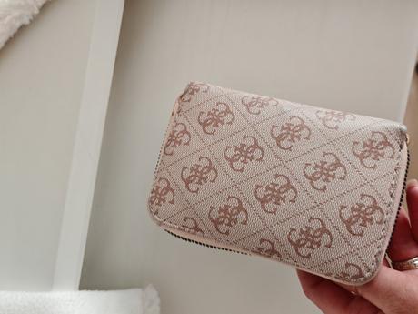 Peňaženka guess pudrová ruzova, 