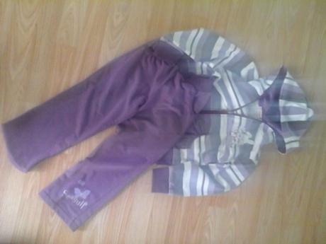 Dievčenská súprava, 122