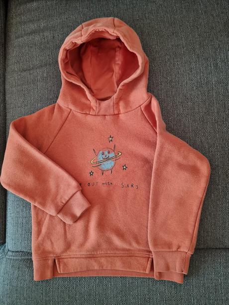 Mikina planéta, reserved,104