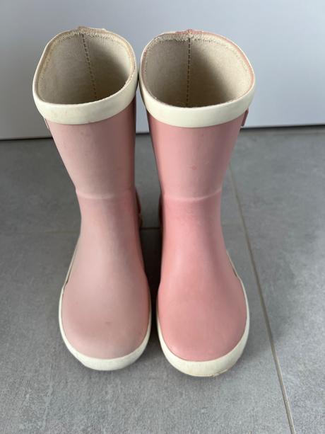 Gumaky, bergstein,25