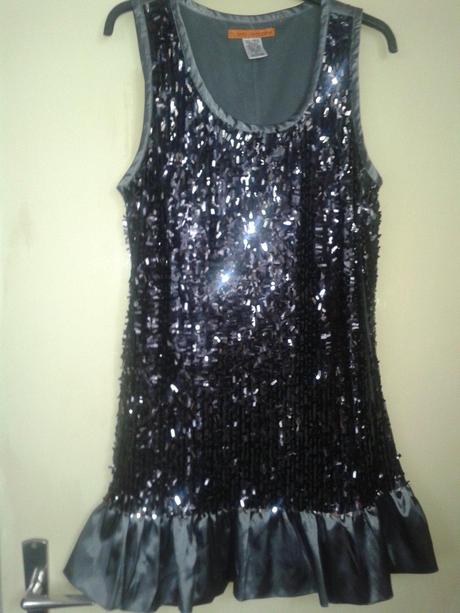 Trblietavá tunika, s