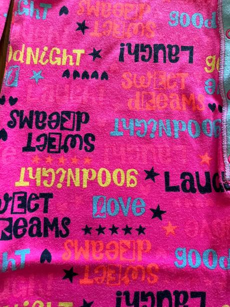 Pyžamkový overal s nápismi 122/128, george,122