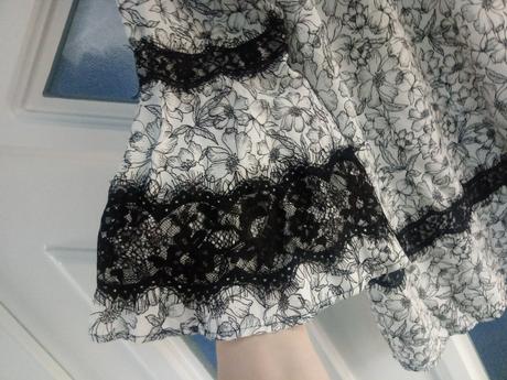 Krásna bluzka s cipkou m/l, gina,m