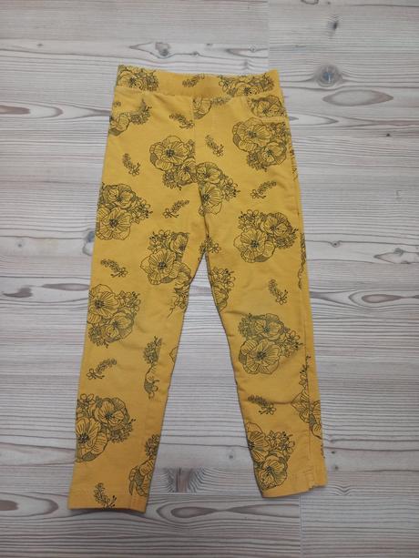 Krasne leginky pre chudsie dievcatko, sinsay,104