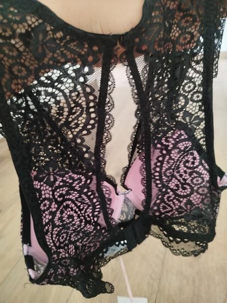 Čipkovaná podprsenka, 70b