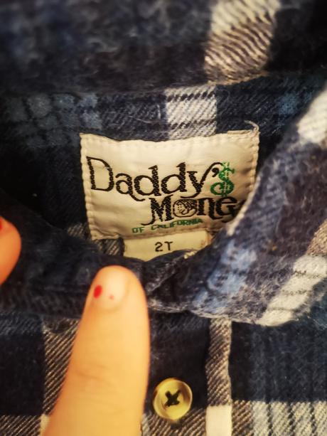 Kockovana košeľa, 92